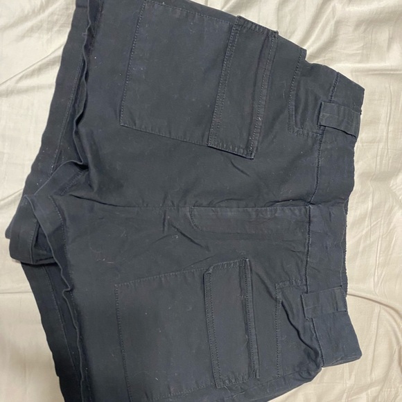 Garage cargo style shorts - Picture 2 of 3